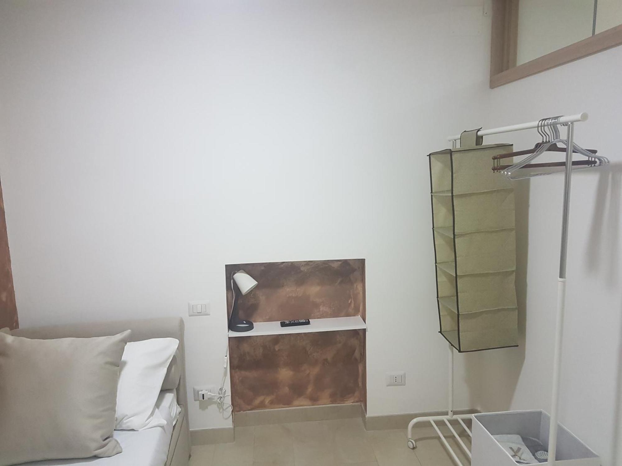 Reginahouse Apartment Naples Exterior photo